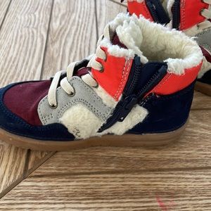 little Boys Gap Size 10 shearling boys boots